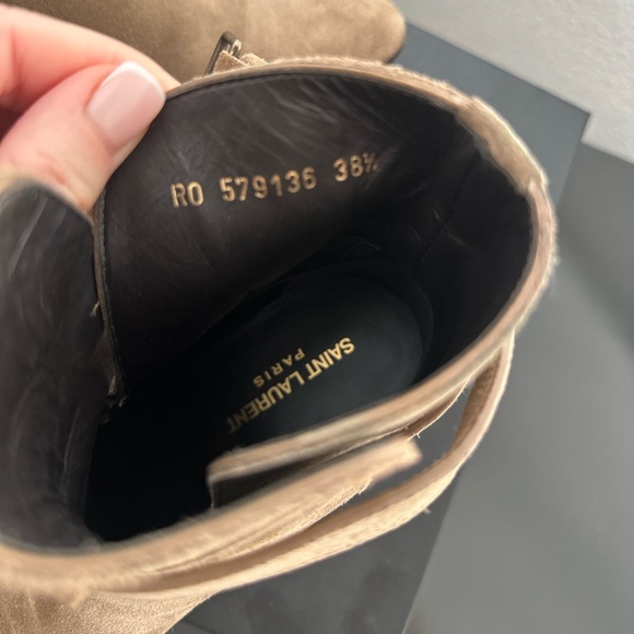 Saint Laurent ankle Boots! - Picture 6 of 11